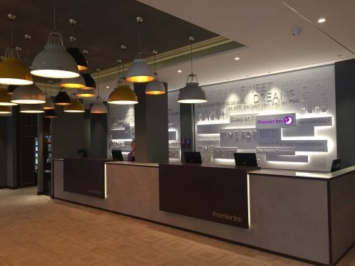 Recepção do Premier Inn