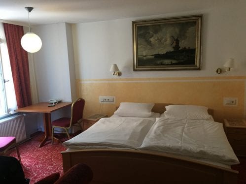 Quarto do hotel Garni Probst, em Nuremberg