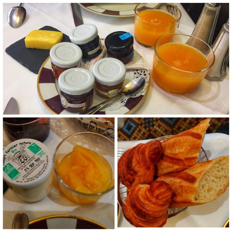 Le Relais Saint Germain: café da manhã tem suco e geleias diversas