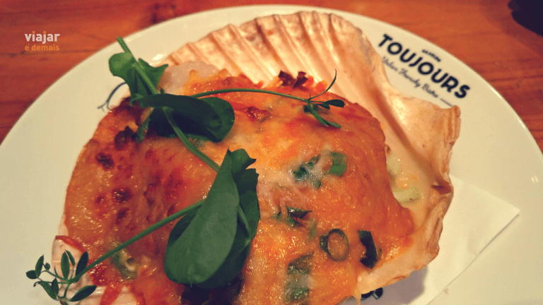 Toujours: um bistrô moderno no velho mercado de Haarlem, na Holanda - Site Thumbnail 4