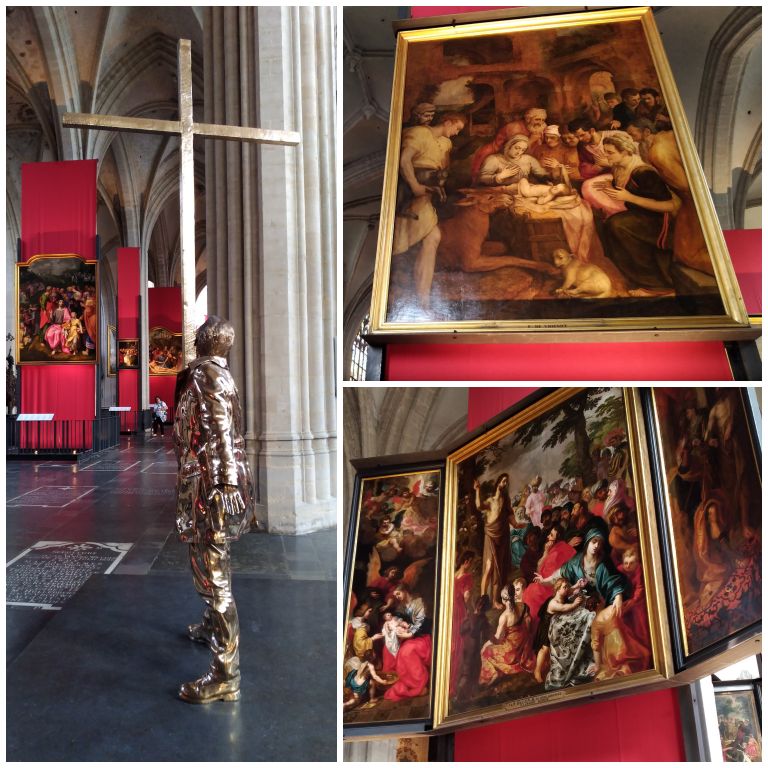 Pinturas e esculturas dentro da Onze-Lieve-Vrouwekathedraal Antwerpen (Catedral de Nossa Senhora)