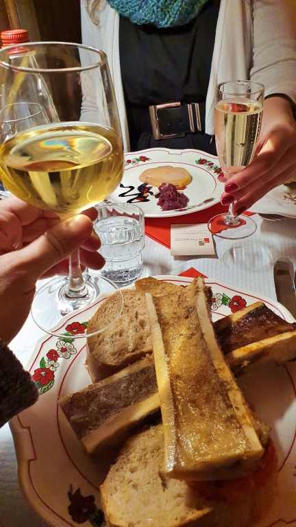 Le Tire-Bouchon: comida típica da Alsácia em um autêntico winstub de Estrasburgo 12 Le Tire-Bouchon: comida típica da Alsácia em um autêntico winstub de Estrasburgo - tirebouchon entrada3