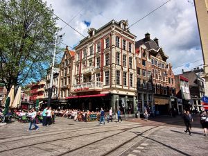 O que fazer em Amsterdam: roteiro de 2 ou 3 dias na capital da Holanda - amsterdam leidsenplein02