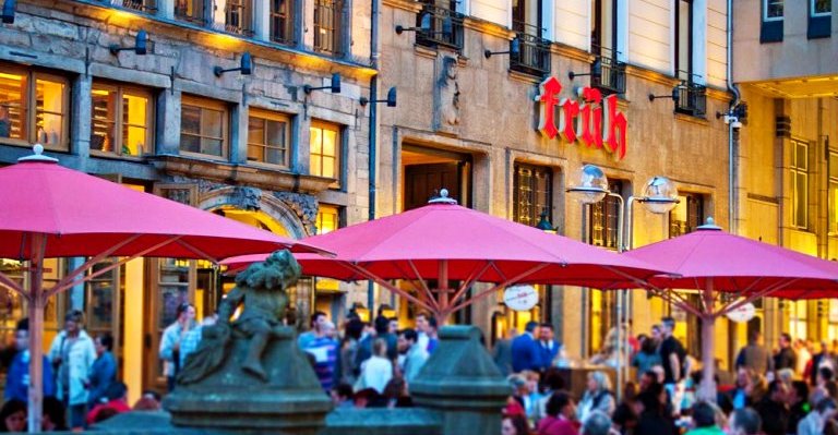 Früh am Dom | Onde comer em Colônia (Köln)