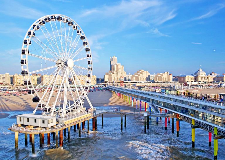 Praia de Scheveningen em Haia (Den Haag)