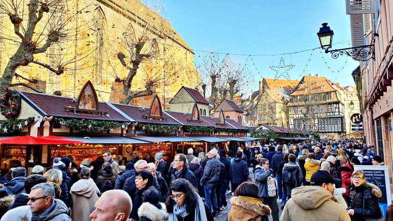 Marché de Noël Place des Dominicains (Mercado de Natal da Praça da Igreja Dominicana) | Mercados de Natal em Colmar