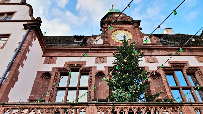 O que fazer em Freiburg, na Alemanha: roteiro de 1 dia no coração da Floresta Negra 12 Neues Rathaus ou Nova Prefeitura | O que fazer em Freiburg