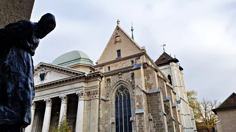 Cathédrale Saint-Pierre Genève | O que fazer em Genebra