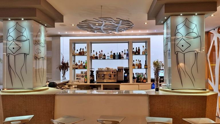 Hotel Evenia Rosselló: hotel 4 estrelas na melhor localização em Barcelona 8 Bar da recepção do Hotel Evenia Rosselló | Onde ficar em Barcelona