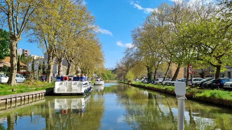 Passeio de barco pelo Canal du Midi | O que fazer em Carcassonne