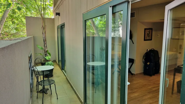 Nuss Buenos Aires Soho: conforto e luxo no coração de Palermo 9 sacada do nosso quarto