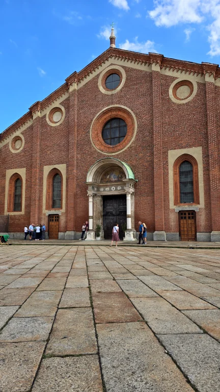 O que fazer em Milão: roteiro de 2 ou 3 dias na capital da moda da Itália 77 O que fazer em Milão: roteiro de 2 ou 3 dias na capital da moda da Itália - Santa Maria delle Grazie 20240927 140728