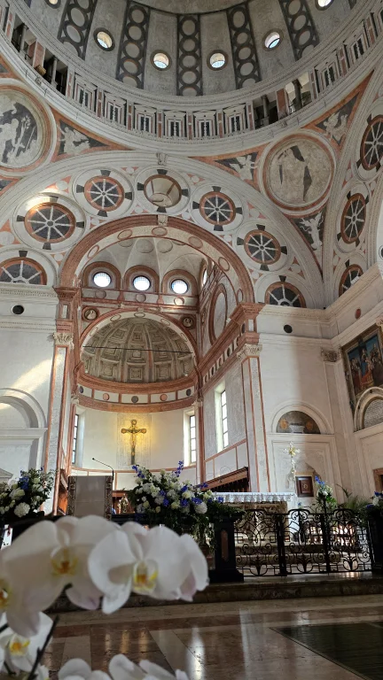 O que fazer em Milão: roteiro de 2 ou 3 dias na capital da moda da Itália 87 O que fazer em Milão: roteiro de 2 ou 3 dias na capital da moda da Itália - Santa Maria delle Grazie 20240927 154140