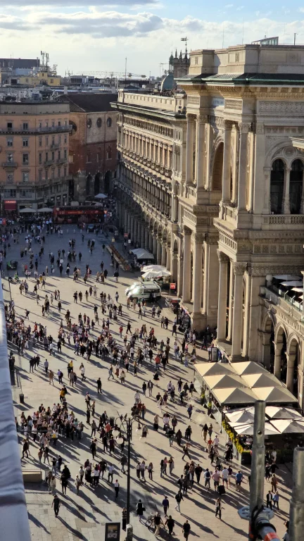 O que fazer em Milão: roteiro de 2 ou 3 dias na capital da moda da Itália 113 O que fazer em Milão: roteiro de 2 ou 3 dias na capital da moda da Itália - duomo interior 20240927 171601