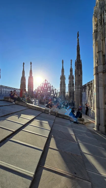 O que fazer em Milão: roteiro de 2 ou 3 dias na capital da moda da Itália 119 O que fazer em Milão: roteiro de 2 ou 3 dias na capital da moda da Itália - duomo interior 20240927 174734