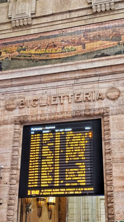 O que fazer em Milão: roteiro de 2 ou 3 dias na capital da moda da Itália 244 O que fazer em Milão: roteiro de 2 ou 3 dias na capital da moda da Itália - milano centrale 20241001 104229 01