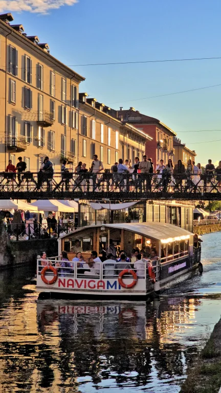 O que fazer em Milão: roteiro de 2 ou 3 dias na capital da moda da Itália 217 O que fazer em Milão: roteiro de 2 ou 3 dias na capital da moda da Itália - navigli 20240928 182850 tratada