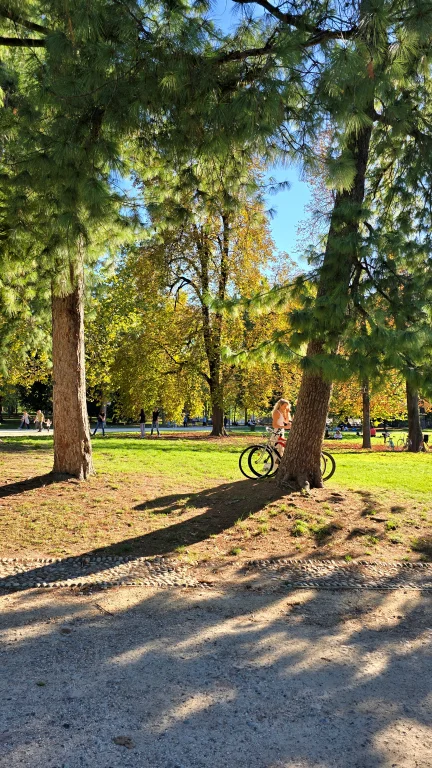 O que fazer em Milão: roteiro de 2 ou 3 dias na capital da moda da Itália 202 O que fazer em Milão: roteiro de 2 ou 3 dias na capital da moda da Itália - parque sempione 20240928 164127