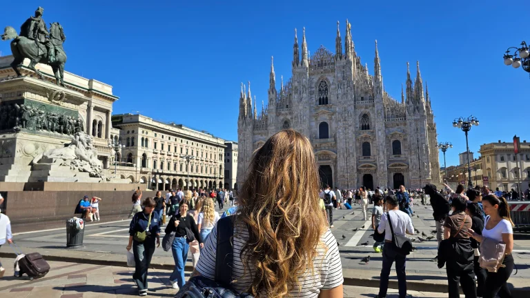 O que fazer em Milão: roteiro de 2 ou 3 dias na capital da moda da Itália 89 O que fazer em Milão: roteiro de 2 ou 3 dias na capital da moda da Itália - piazza duomo 20240928 124546