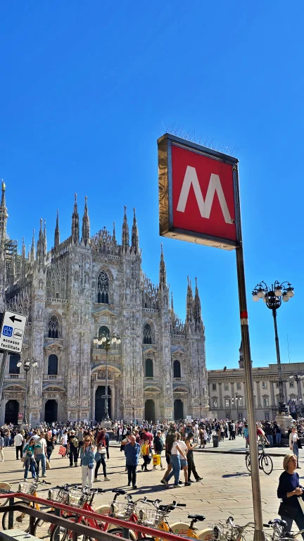 O que fazer em Milão: roteiro de 2 ou 3 dias na capital da moda da Itália 9 Piazza del Duomo | O que fazer em Milão