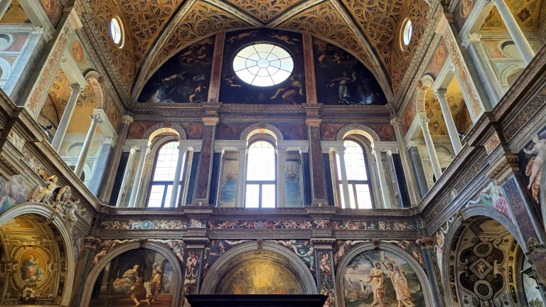O que fazer em Milão: roteiro de 2 ou 3 dias na capital da moda da Itália 67 San Maurizio al Monastero Maggiore | O que fazer em Milão