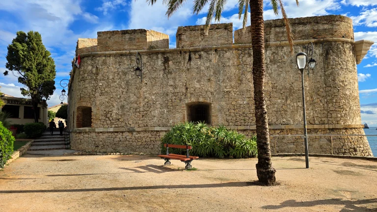 O que fazer na Côte D'Azur: roteiro de 4 dias por 6 cidades da Riviera Francesa 167 O que fazer na Côte D'Azur: roteiro de 4 dias por 6 cidades da Riviera Francesa - Antibes 20241004 100722