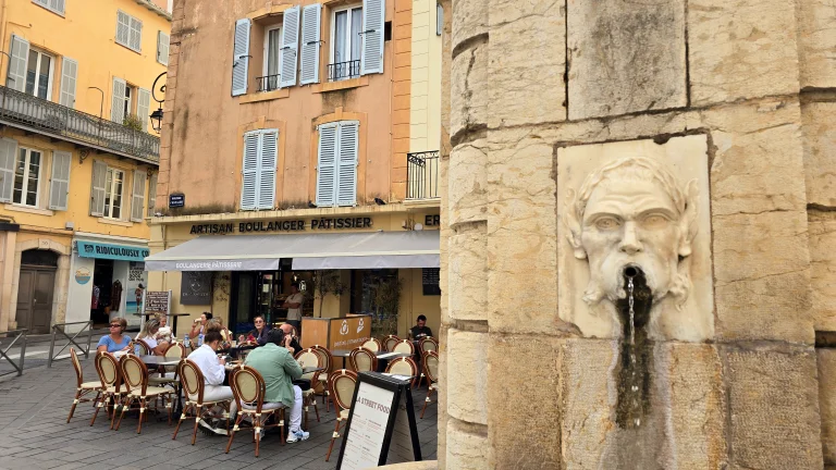 O que fazer na Côte D'Azur: roteiro de 4 dias por 6 cidades da Riviera Francesa 186 O que fazer na Côte D'Azur: roteiro de 4 dias por 6 cidades da Riviera Francesa - Antibes 20241004 113539