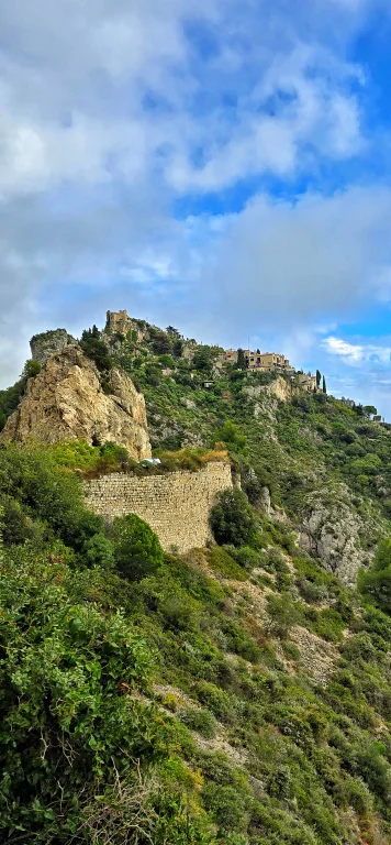 O que fazer na Côte D'Azur: roteiro de 4 dias por 6 cidades da Riviera Francesa 128 O que fazer na Côte D'Azur: roteiro de 4 dias por 6 cidades da Riviera Francesa - Eze 20241003 144254 resized 01