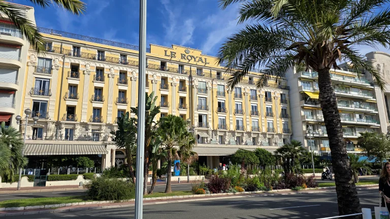 O que fazer na Côte D'Azur: roteiro de 4 dias por 6 cidades da Riviera Francesa 12 O que fazer na Côte D'Azur: roteiro de 4 dias por 6 cidades da Riviera Francesa - Nice 20241002 103503