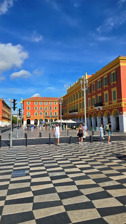 O que fazer na Côte D'Azur: roteiro de 4 dias por 6 cidades da Riviera Francesa 16 O que fazer na Côte D'Azur: roteiro de 4 dias por 6 cidades da Riviera Francesa - Nice 20241002 112727