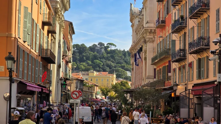 O que fazer na Côte D'Azur: roteiro de 4 dias por 6 cidades da Riviera Francesa 24 O que fazer na Côte D'Azur: roteiro de 4 dias por 6 cidades da Riviera Francesa - Nice 20241002 115930