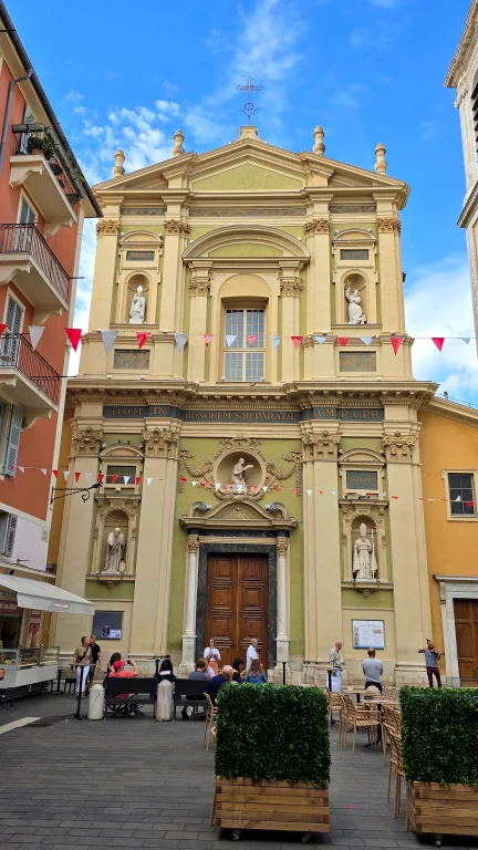 O que fazer na Côte D'Azur: roteiro de 4 dias por 6 cidades da Riviera Francesa 44 O que fazer na Côte D'Azur: roteiro de 4 dias por 6 cidades da Riviera Francesa - Nice 20241002 124400