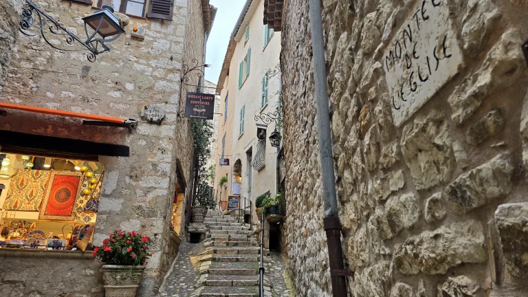 O que fazer na Côte D'Azur: roteiro de 4 dias por 6 cidades da Riviera Francesa 230 O que fazer na Côte D'Azur: roteiro de 4 dias por 6 cidades da Riviera Francesa - Saint Paul de Vence 20241003 170102