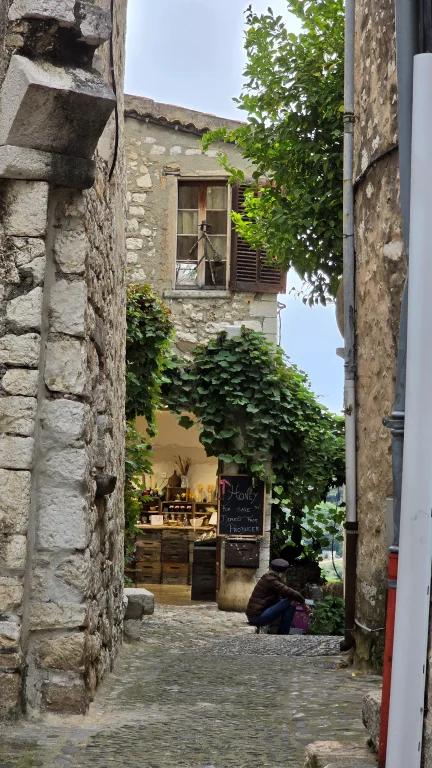 O que fazer na Côte D'Azur: roteiro de 4 dias por 6 cidades da Riviera Francesa 221 O que fazer na Côte D'Azur: roteiro de 4 dias por 6 cidades da Riviera Francesa - Saint Paul de Vence 20241003 171506