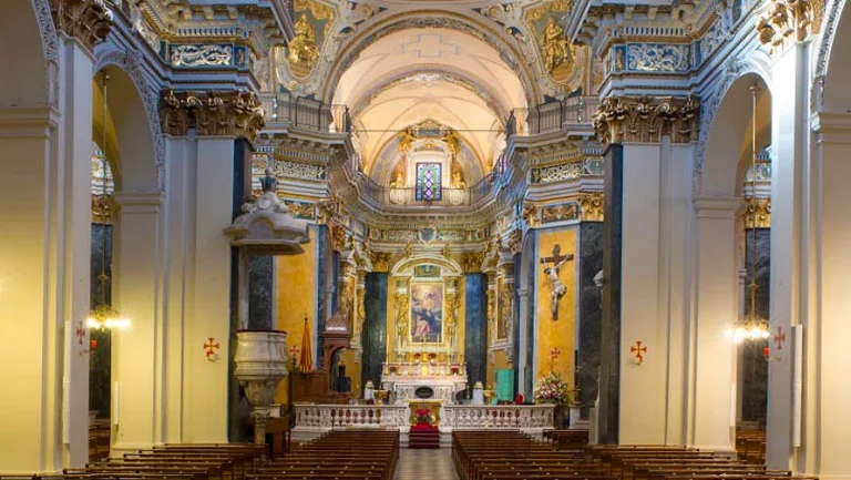 O que fazer na Côte D'Azur: roteiro de 4 dias por 6 cidades da Riviera Francesa 47 O que fazer na Côte D'Azur: roteiro de 4 dias por 6 cidades da Riviera Francesa - sainte reparate cathedral nice nice area 153