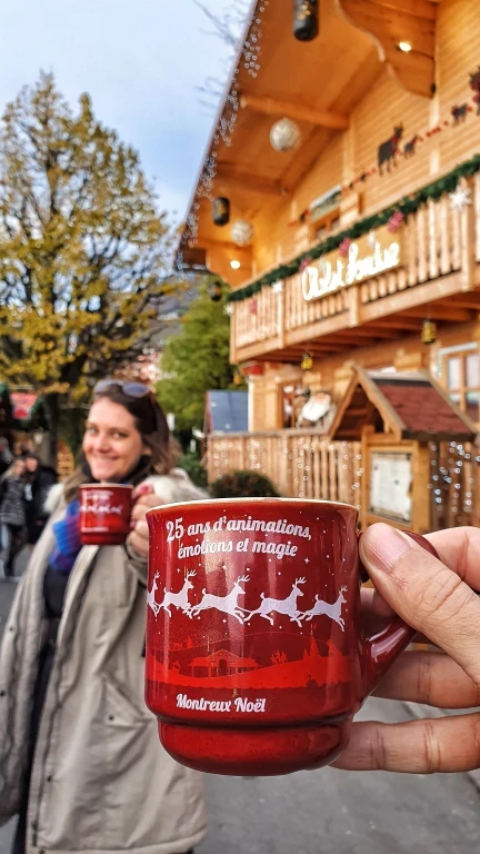 Natal sobre trilhos: uma viagem de trem pelos mercados de Natal de 4 países da Europa 27 Natal sobre trilhos: uma viagem de trem pelos mercados de Natal de 4 países da Europa - Montreux2 20191122 154619 02 01