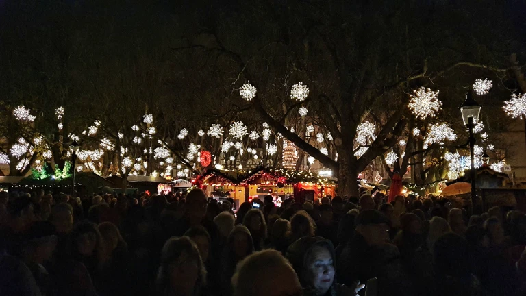 Natal sobre trilhos: uma viagem de trem pelos mercados de Natal de 4 países da Europa 56 Natal sobre trilhos: uma viagem de trem pelos mercados de Natal de 4 países da Europa - basel 20191128 185407 01