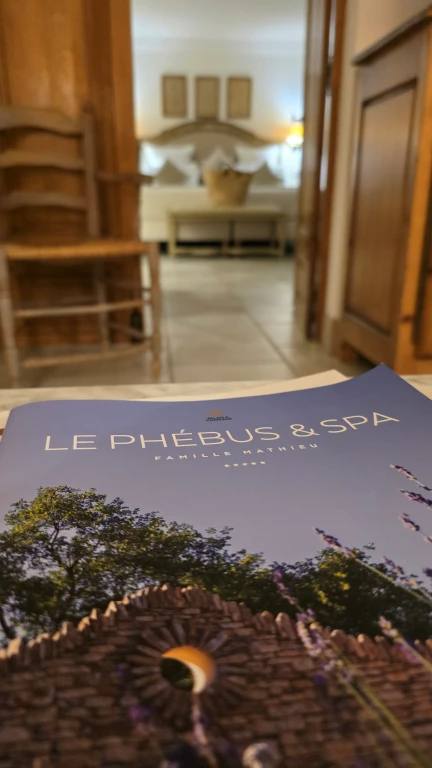 Le Phébus & Spa: hotel de luxo e alta gastronomia no coração do Luberon, na Provença 17 Le Phébus & Spa: hotel de luxo e alta gastronomia no coração do Luberon, na Provença - Le Phebus 20241009 195635